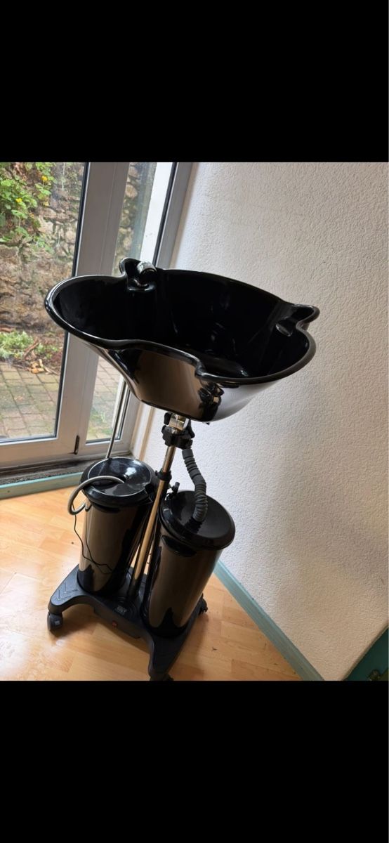 Spülbecken & Waschbecken: Waschbecken elektronisch – Gebraucht aus Birsfelden von Salvo09