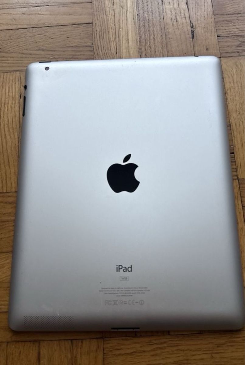 Apple Tablettes PC: Apple iPad2 16GB silbern – D'occasion à Zürich par Gabiii 3