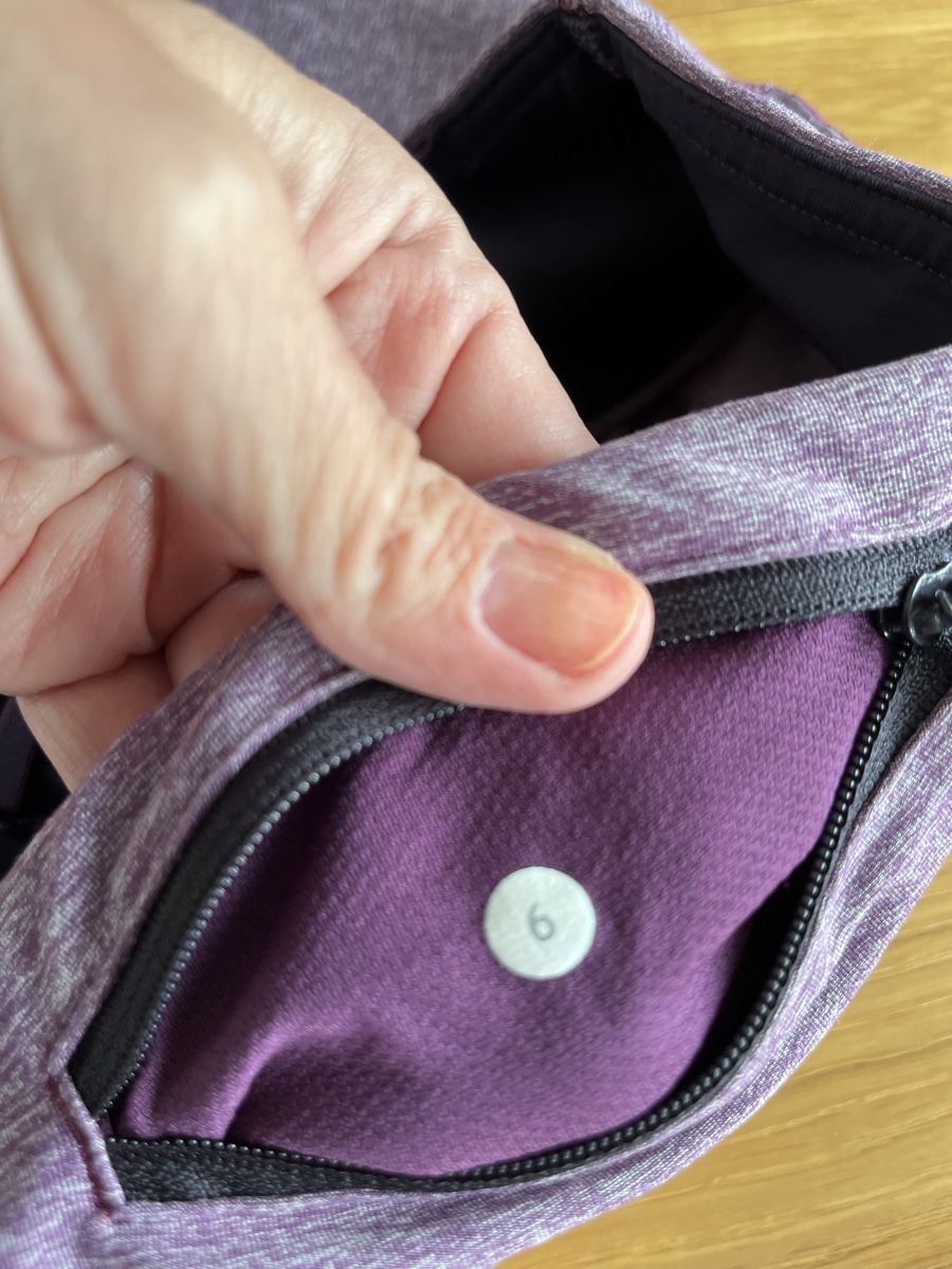 Lululemon Leggings: Lululemon inspire 3/4 leggings – Usato da Reinach BL venduto da pinklemonade 4