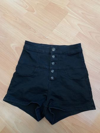 Joli short noir Tally Weijl taille 32 ou xxs