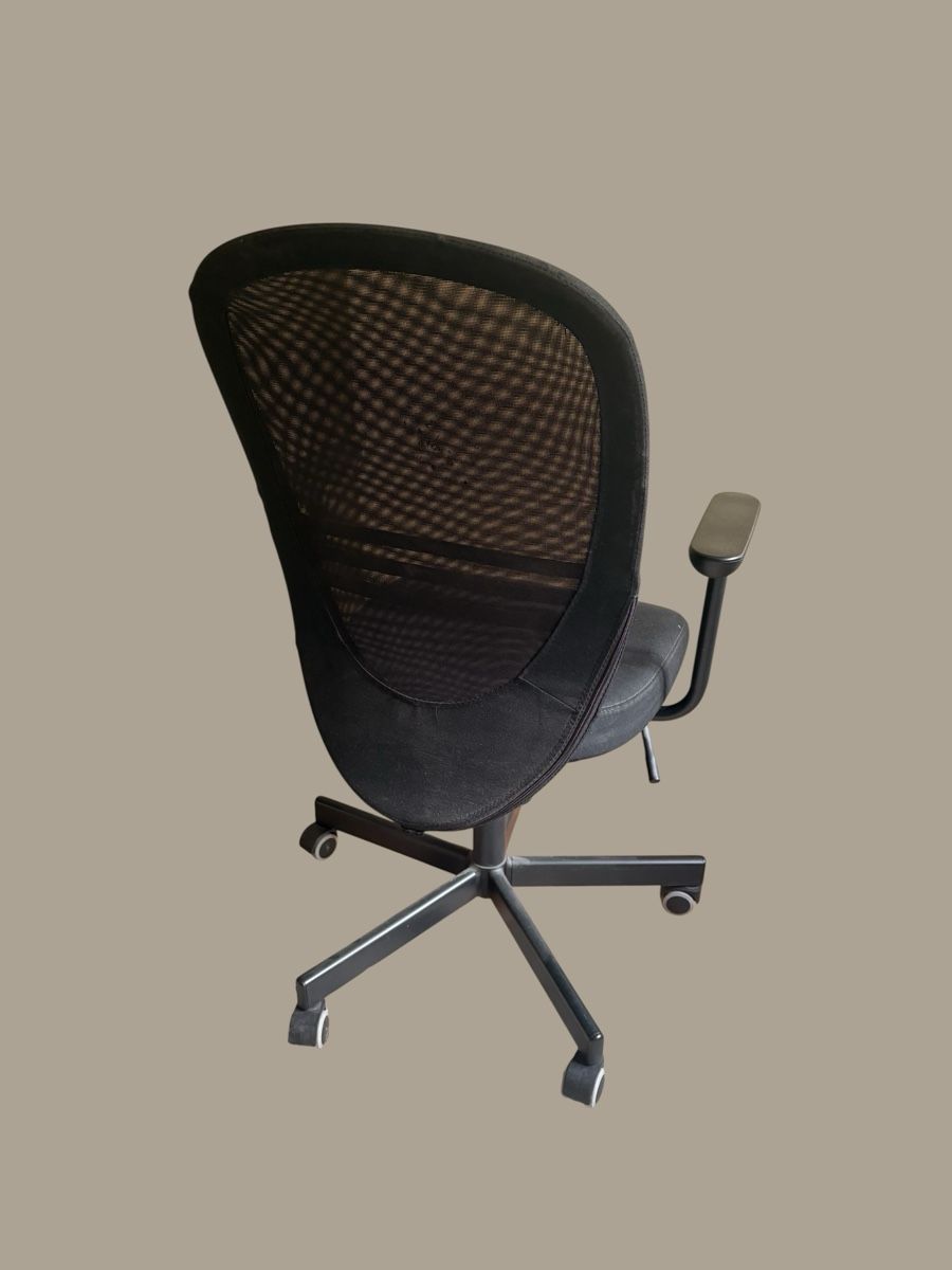 Ikea Sedie: Ikea / chaise de bureau ergonomique noire – Usato da Basel venduto da jos_b5pm 1