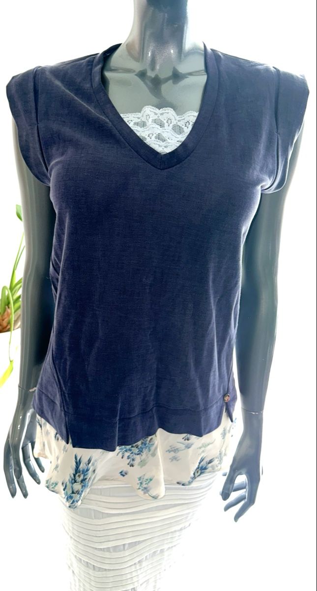 Liu Jo T-shirt: LIU JO SHIRT GR. 38 – Usato da Unteraegeri venduto da MH203 1