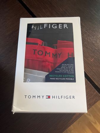 Tommy Hilfiger