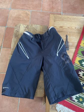 Mountain bikers hose S