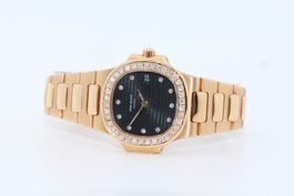 Patek Philippe Lady Nautilus Diamonds Ref 4700 18K Gold, B&P
