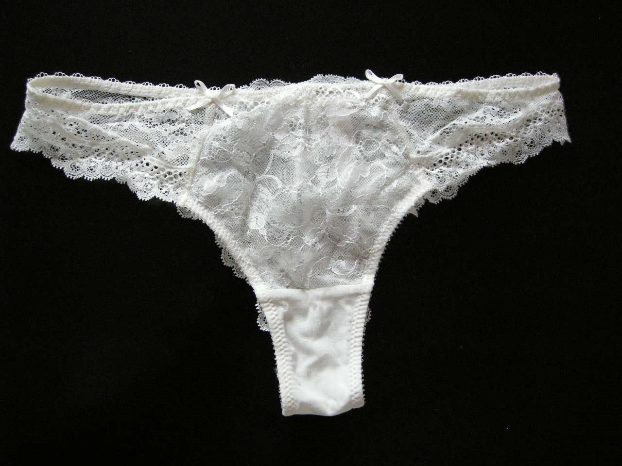 Chantelle Altra biancheria intima: CHANTELLE String, NEU, Grösse EUR 38 – Nuovo e nell'imballaggio originale da Dietikon venduto da Klopfer05