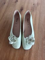 Ballerinas Gabor hellgrün Grösse 38 mit Blüte getragen