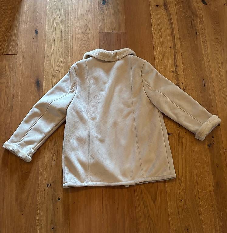 Jacken: Winterjacke gefüttert  – Gebraucht aus Ziefen von cmm_cc2z 2