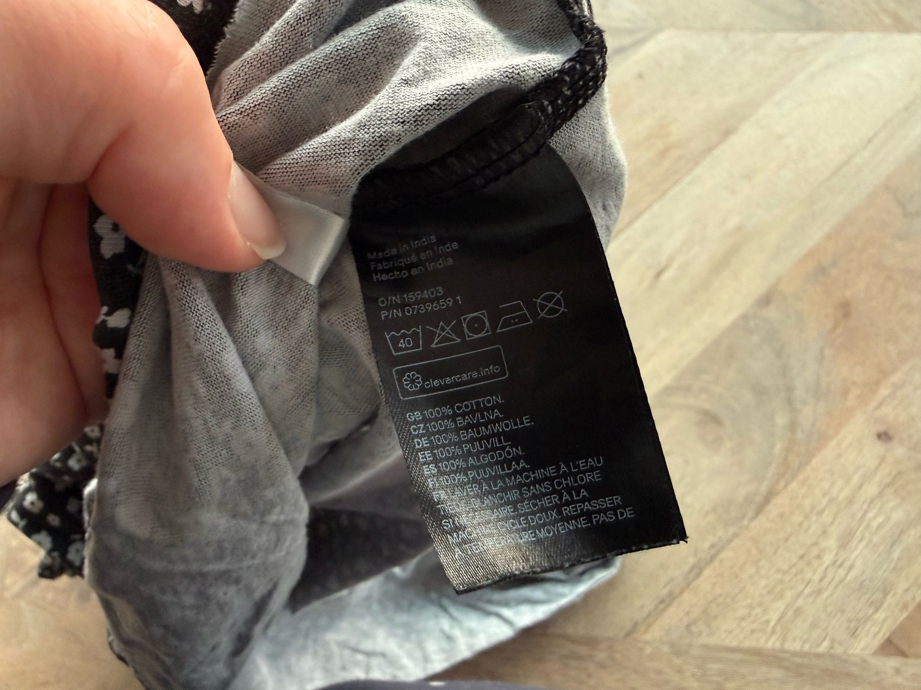 H&M Vestiti & Gonne: Gemustertes Baumwollkleid Mädchen Gr. 110/116 – Usato da Eggenwil venduto da Lissi82 2