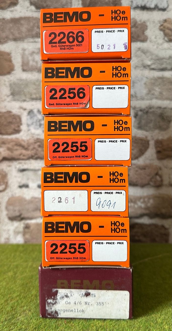 Bemo Modellini di ferrovie: Bemo RhB Ge 4/6 & 5 Güterwagen – Nuovo (secondo la descrizione) da Pfaffnau venduto da Rex2603 1