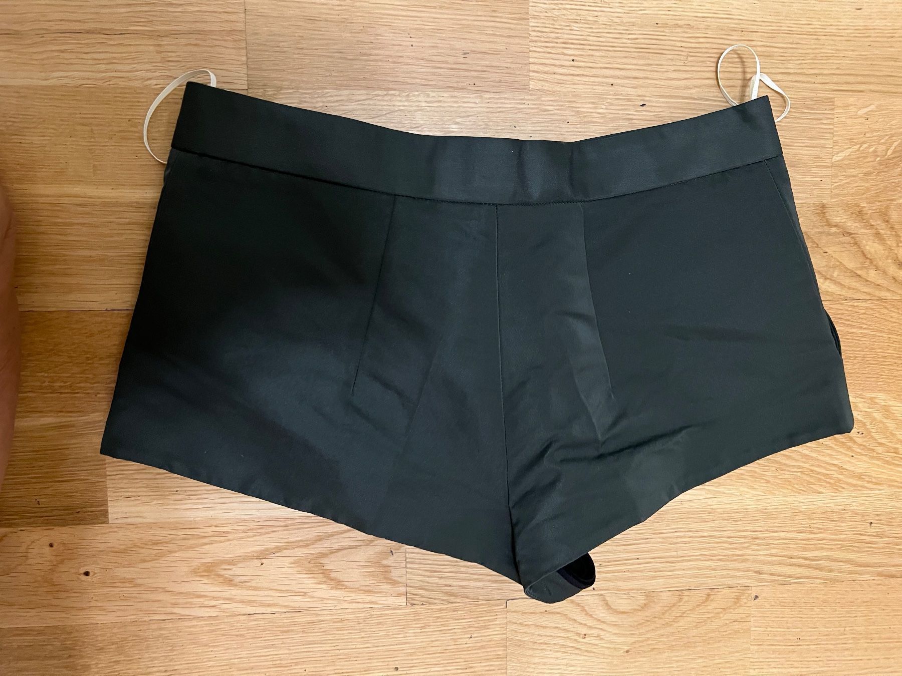Completi & Tailleur: MARNI Set Anzug Suit Shorts Top Gr 40 – Usato da Ebmatingen venduto da dartim 8