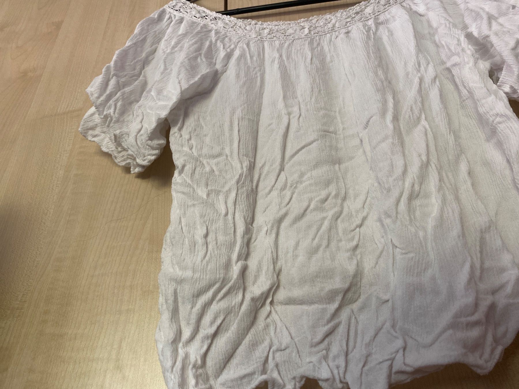 T-shirt: Weisses Shirt Gr. S – Usato da Gränichen venduto da cat_lady 1