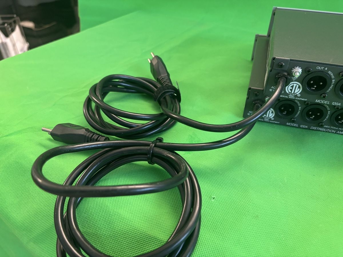 Convertitori: lot =2 Aphex Distribution Amplifier 120A Servo Balanced Set – Usato da Kilchberg ZH venduto da bionicdog 2