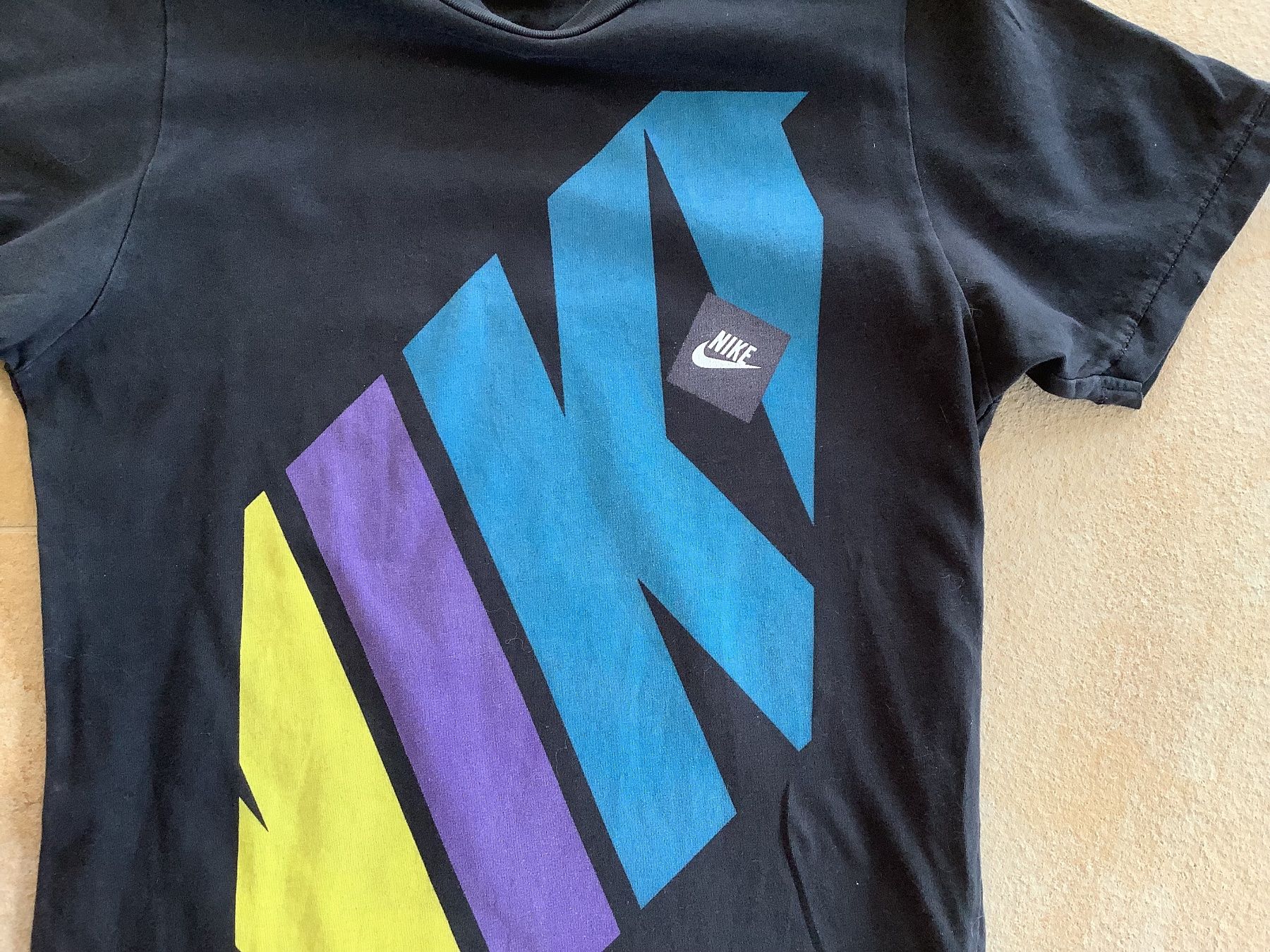 Nike T-Shirts: Vintage NIKE - T-Shirt - 90s – Gebraucht aus Hausen AG von lisa963 2