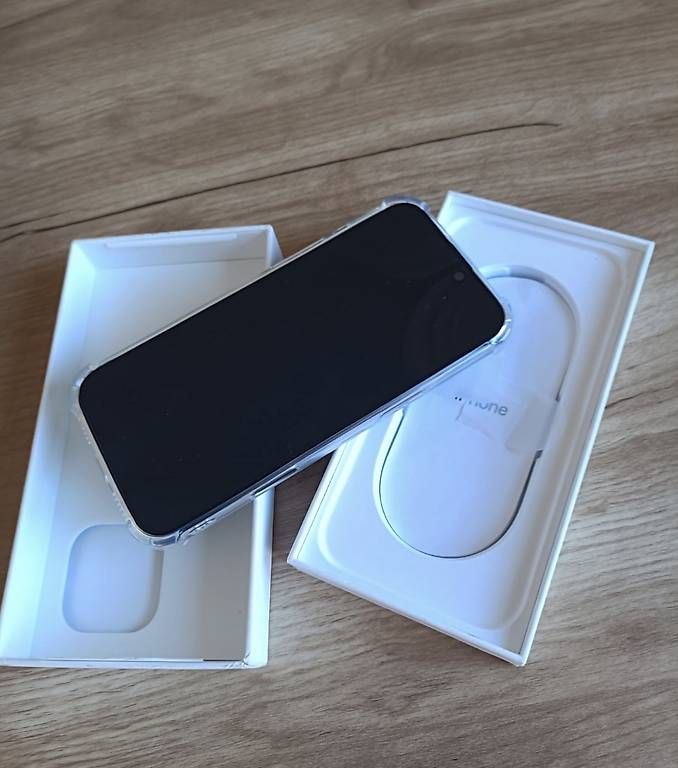 Telefoni cellulari / Smartphones: iPhone 16 pro max 256g – Usato da Airolo venduto da Davide1982 3
