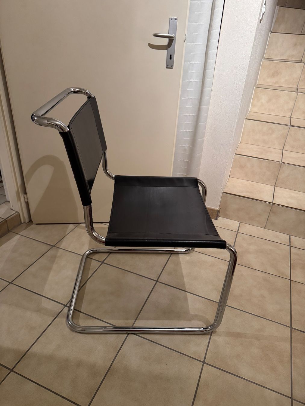 Sedie: 4 chaises type Bauhaus, style S33 Thonet – Usato da Vésenaz venduto da sycoon 2