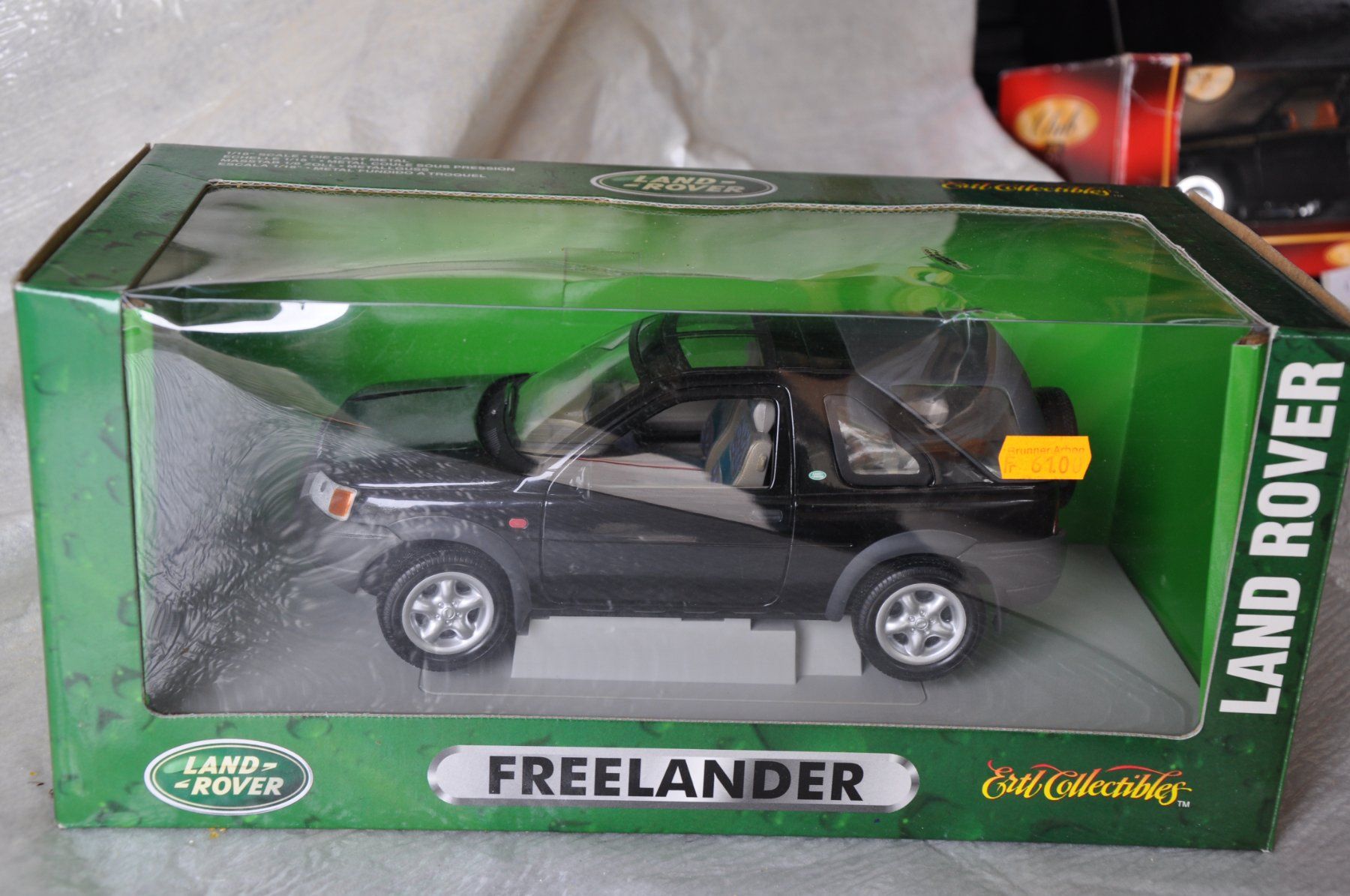 Land Rover Modellini d'auto: Land Rover Freelander – Nuovo e nell'imballaggio originale da Ebnat-Kappel venduto da Aallerlei