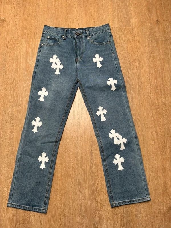 Chrome Hearts Jeans: Chrome Hearts Jeans – Nuovo (secondo la descrizione) da Glattbrugg venduto da mah_57c7