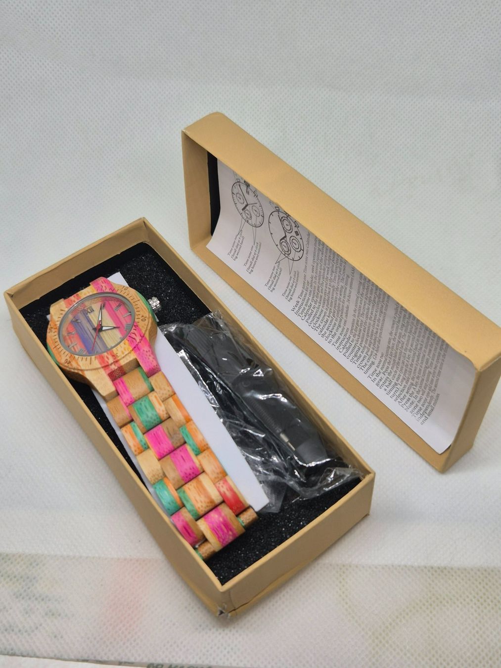 Orologi: Holzuhr Damen Bunt NEU OVP / Orologio Legno Donna Nuovo – Nuovo e nell'imballaggio originale da Losone venduto da bal_gfp6 1