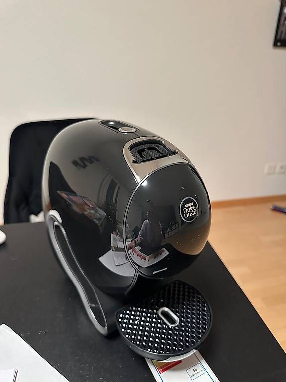 Macchine per caffè & Macchine per espresso: Dolce Gusto Neo Caffé – Usato da Laufenburg venduto da debiciousworld