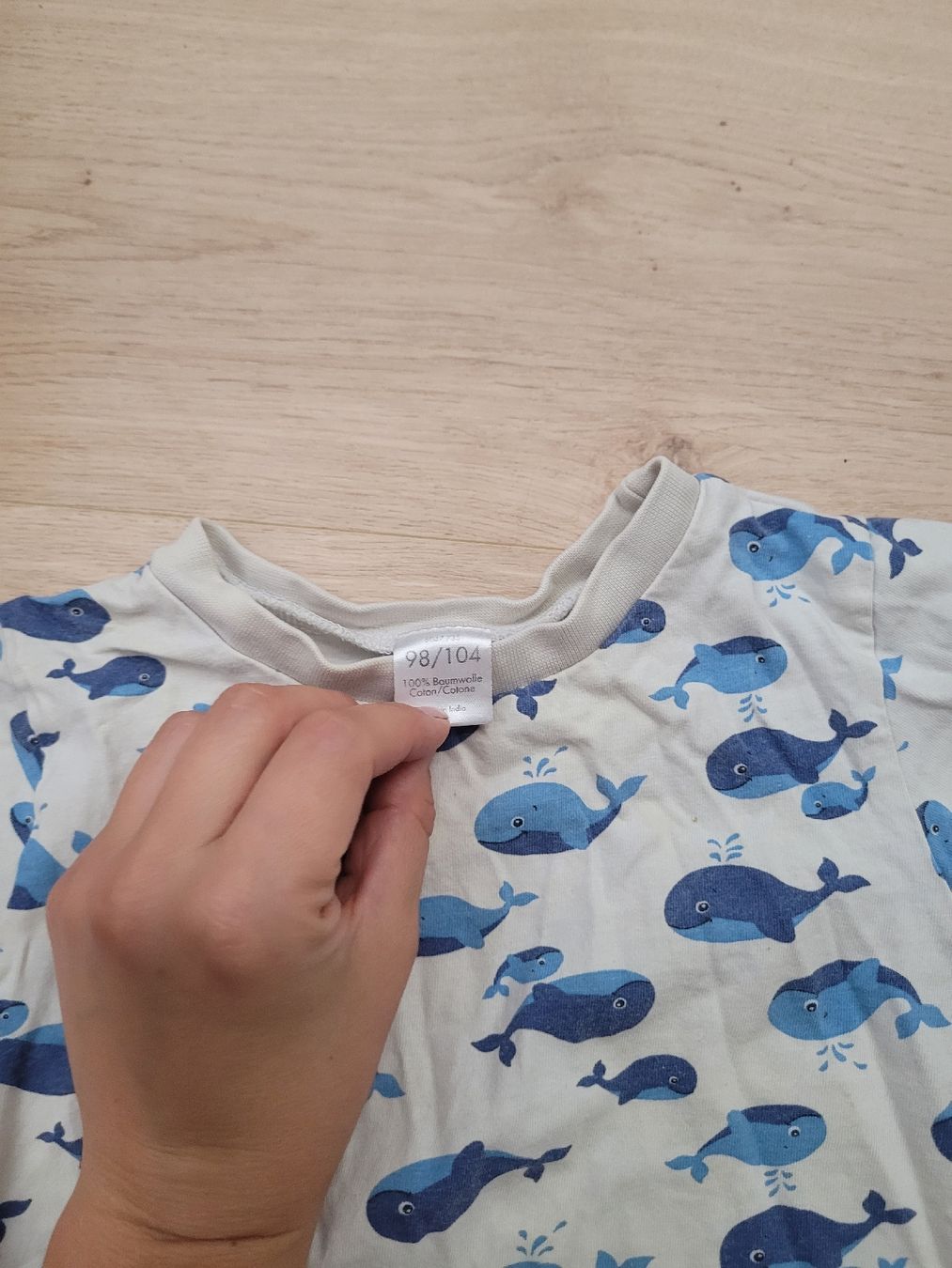 Hemden, T-Shirts & Polos: t-shirt Gr. 98/104 – Gebraucht aus Lupsingen von sta_wgg5 1