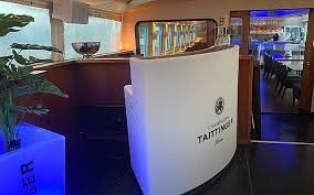 Wein: Bar (Taittinger) – Gebraucht aus Rümlang von Turrin 3
