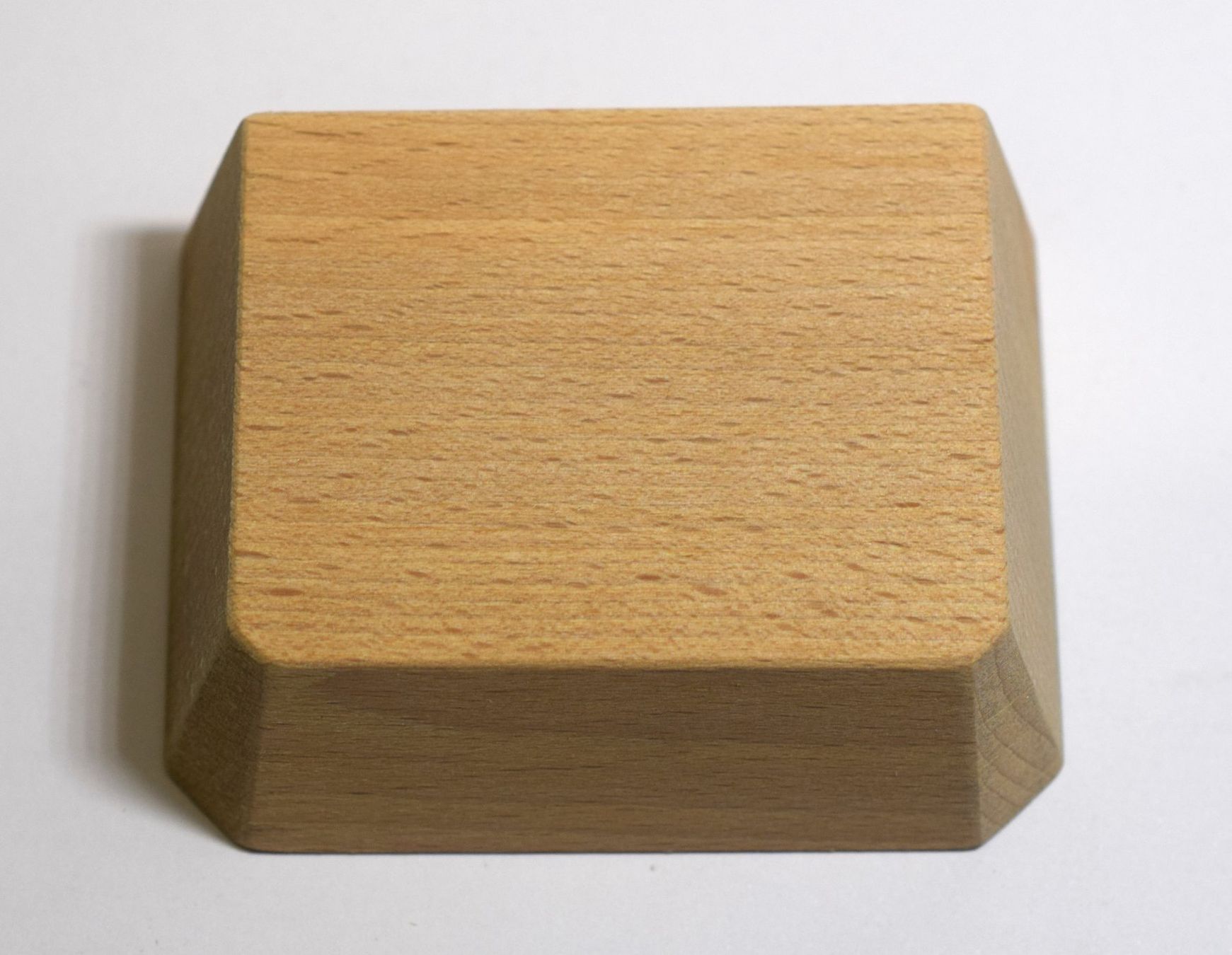 Holzartikel: 4 Holzsockel – Neu (gemäss Beschreibung) aus Grabs von Fadenquarz 1
