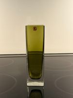 Vase Glas oliv-grün Riihimäki Finnland 70er Jahre