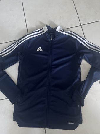 Trainingsjacke Adidas dunkelblau Grösse M neuwertig