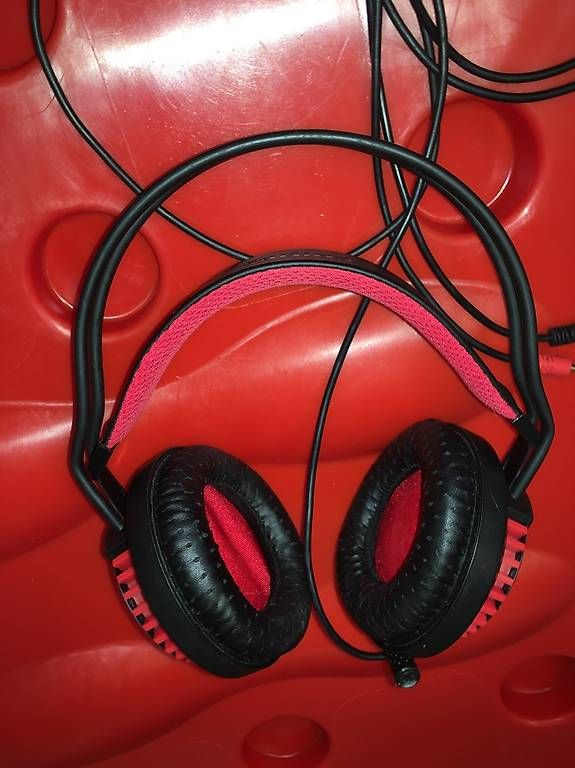 Casques audio: Philips PC Gaming Headset SHG8000/97 – D'occasion à Wollerau par nikeyyty