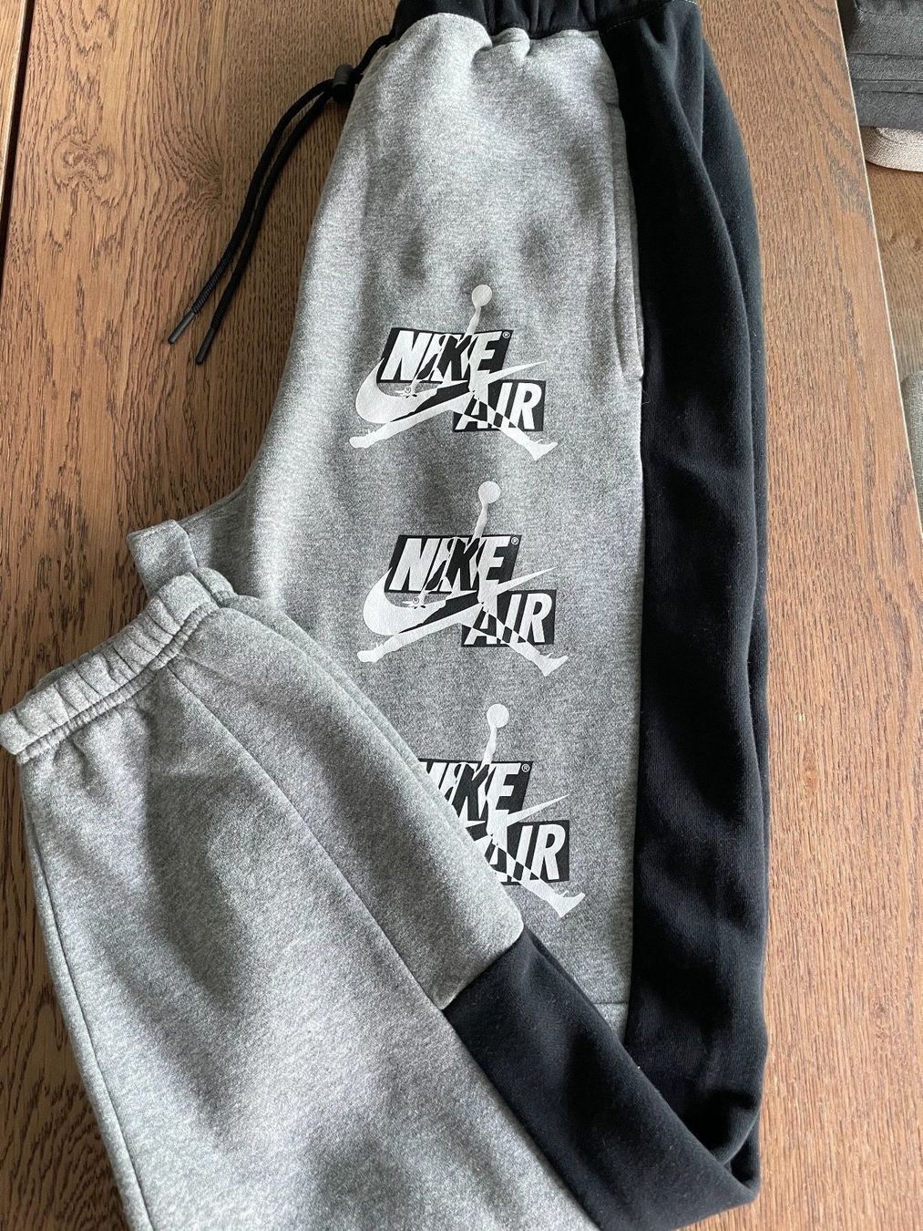 Nike Hosen: Pantalon Nike – Gebraucht aus Morges von Igp10