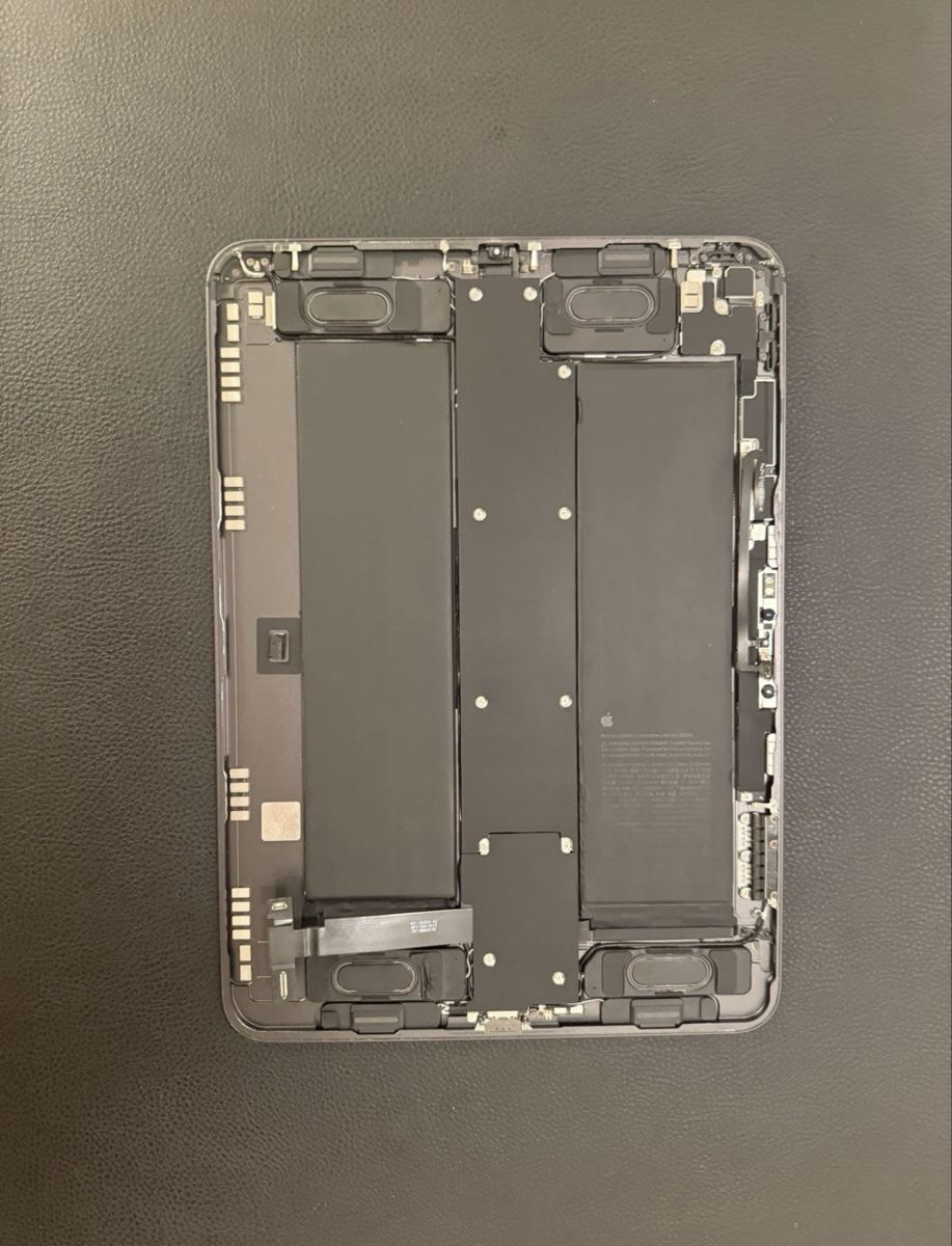 Apple Portables: Apple Geräte Ersatzteilspender – Défectueux à Allschwil par ant_wbx5 8