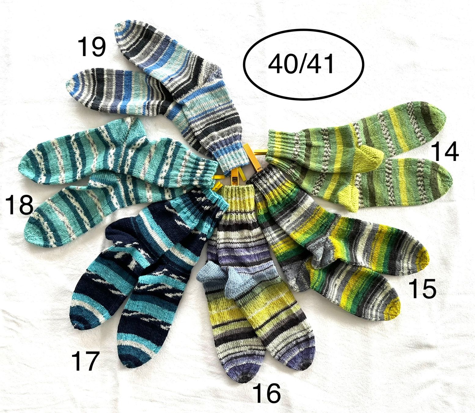 Chaussettes: handgestrickte Wollsocken, 40/41 – Neuf avec emballage d'origine à Engelburg par rautibus