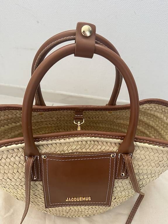 Borse da donna: Jacquemus Korbtasche  fast wie neu – Usato da Opfikon venduto da sel_d78t