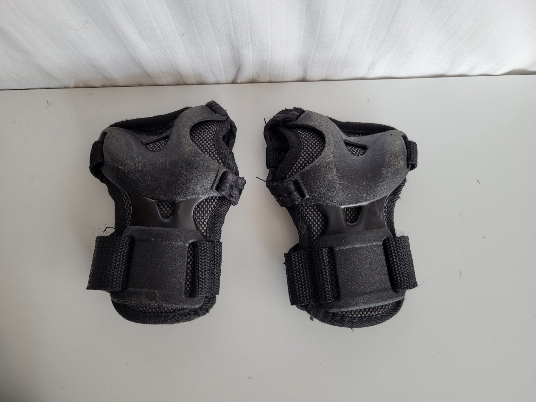 Protezioni & Imbottiture: SET, Kinder Protektoren Schoner – Usato da Nottwil venduto da echtMOMO 4