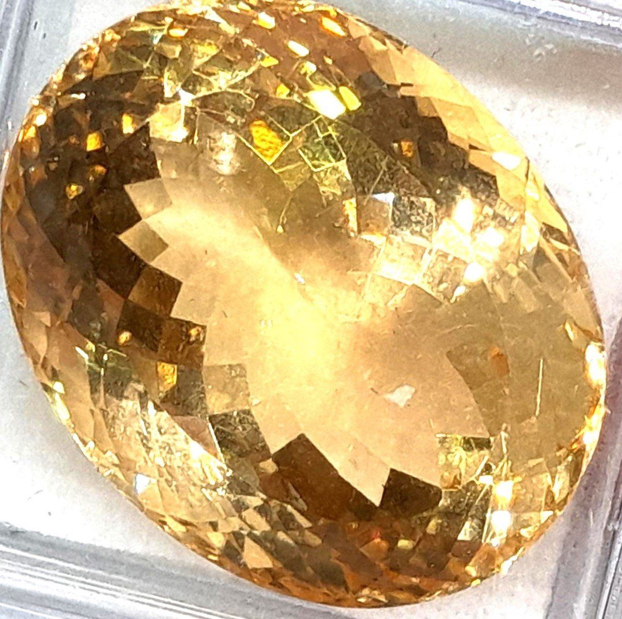 Edelsteine: Citrine 47.87 ct - Valeur 527 Fr. – Neu (gemäss Beschreibung) aus Grimisuat von Valgem 2