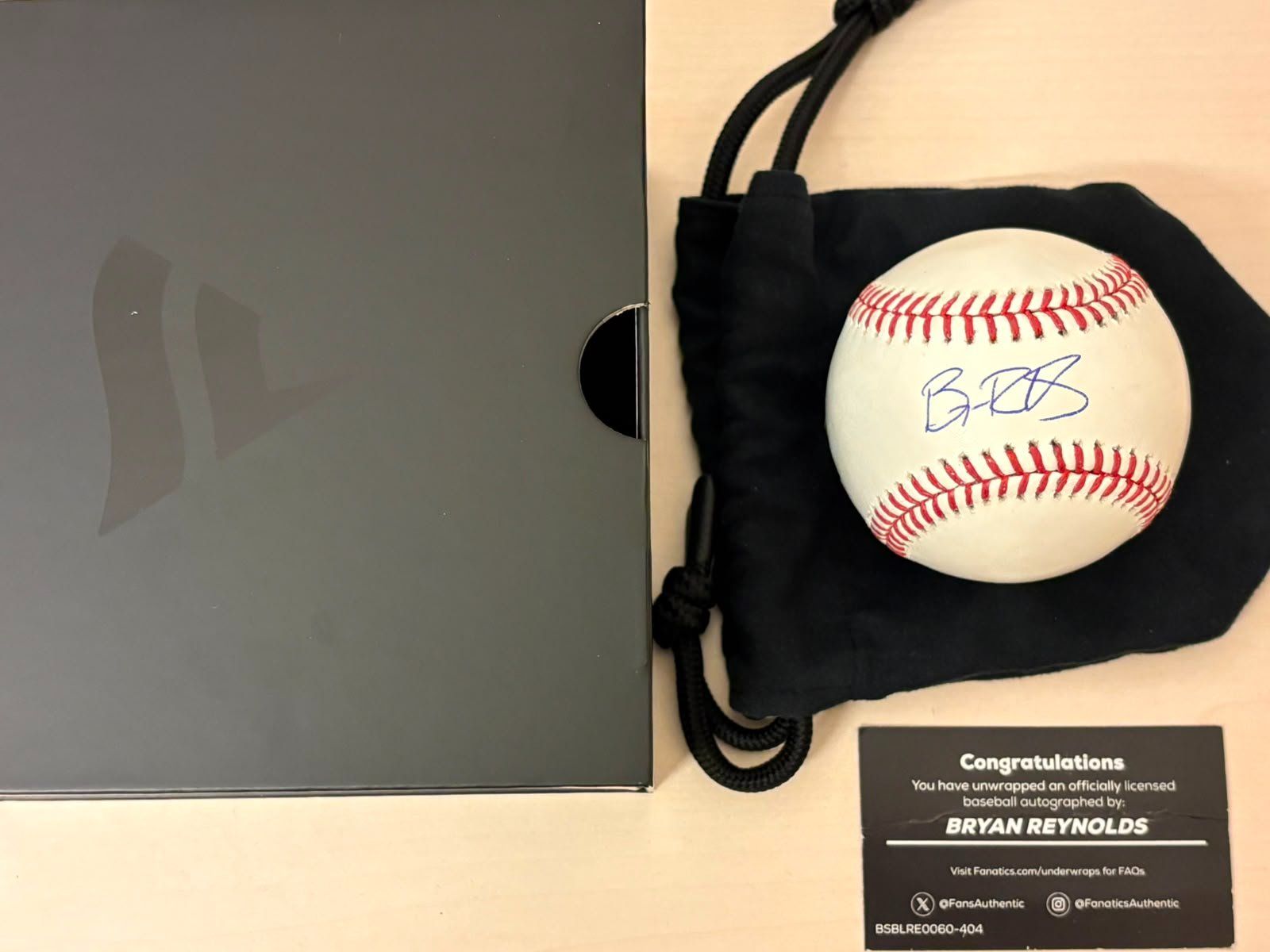 Bälle: Fanatics Under Wraps MLB-Bryan Reynolds signed Baseball – Neu und originalverpackt aus St.Gallen von bue_x6yz 1