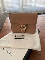 Gucci Umhängetasche mit Goldkette