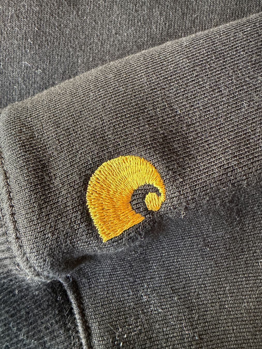 Carhartt Pullover & Sweatshirts: Carhartt Pullover schwarz S – Gebraucht aus Malters von and_qsx5 2