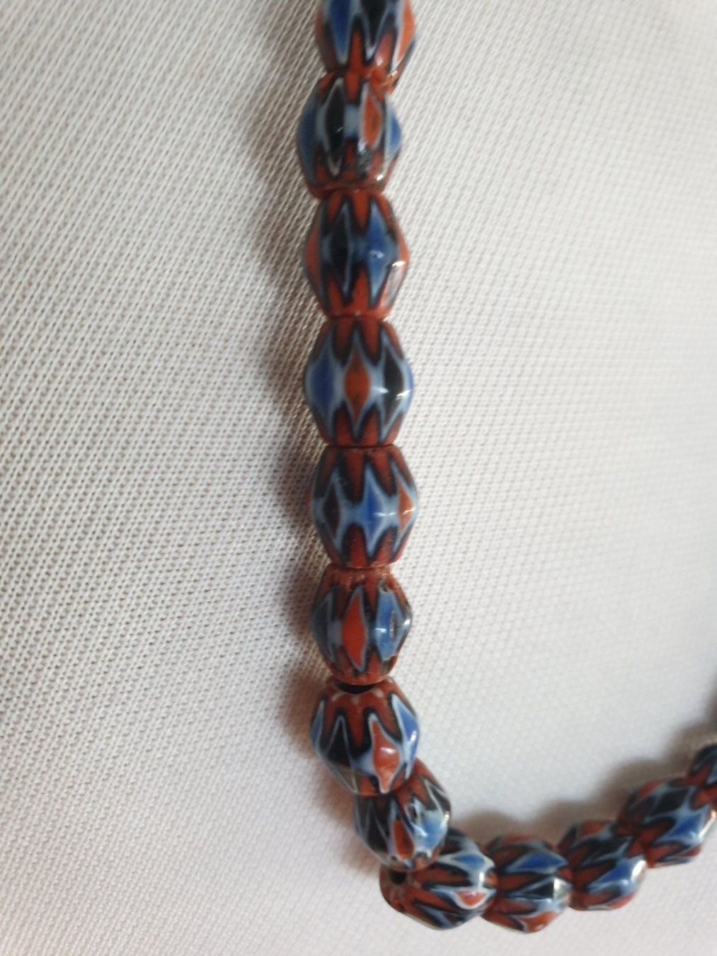 Catenine: Antike Tibet Kette mit wunderschönen Glasperlen – Usato da Bottmingen venduto da sandy_2 2