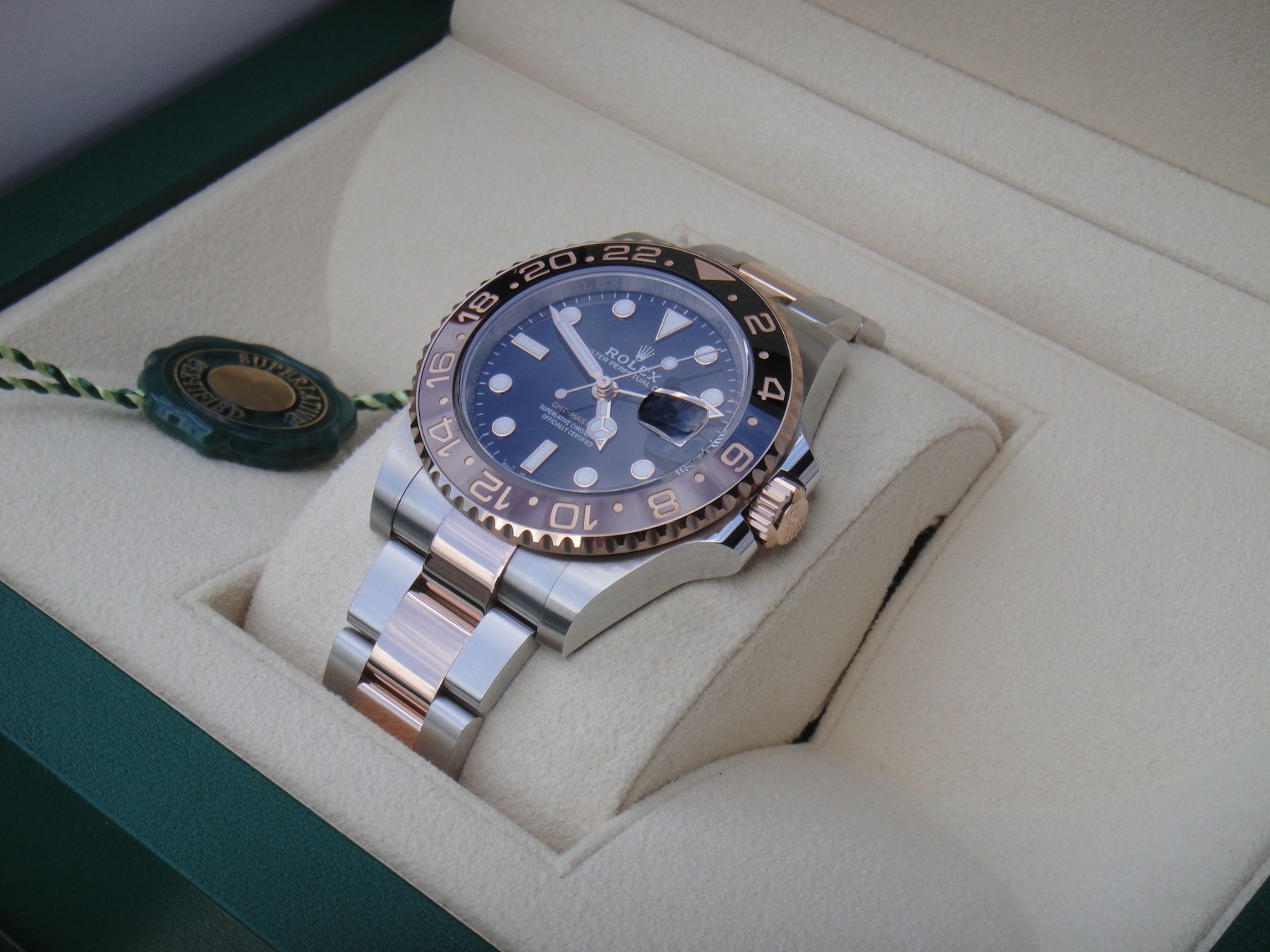 Rolex Montres: Rolex / GMT Master II / Rootbeer / Fabrikneu + Kaufbeleg – Neuf avec emballage d'origine à Biberist par keine-ursache 2