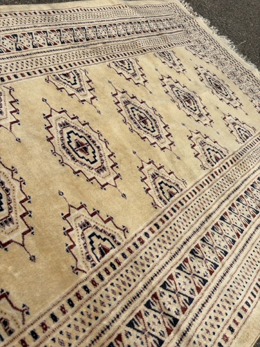 Teppiche: Pakistan Teppich.  – Gebraucht aus Wängi von Tesimo 2