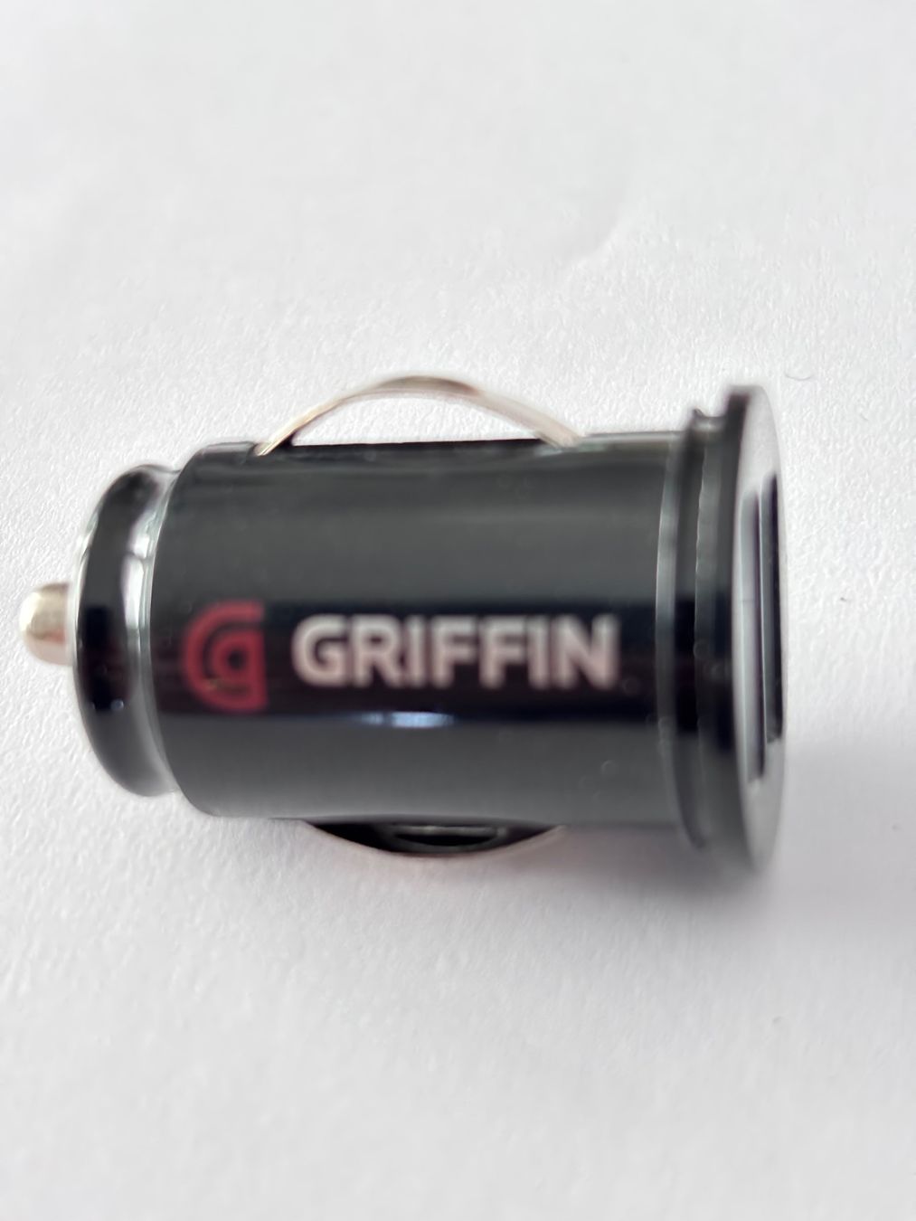 Batterie-Ladegeräte: Griffin Doppel-USB-Kfz-Ladegerät – Gebraucht aus Balsthal von Uroby
