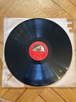 78 tours His Master’s Voice (HMV).