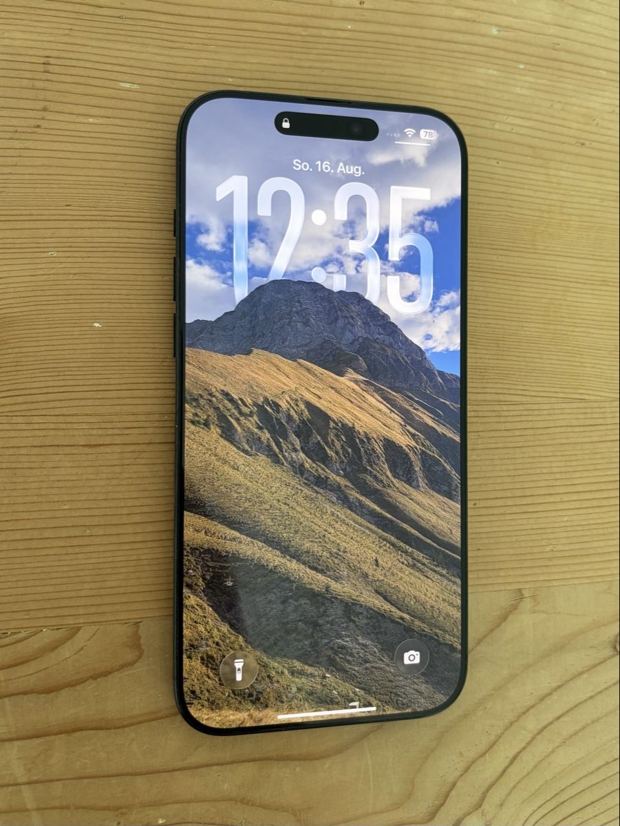 Apple Portables: Iphone 16 Pro Max, 256GB – Neuf (Voir description) à Zürich par Elias.Zosso 3