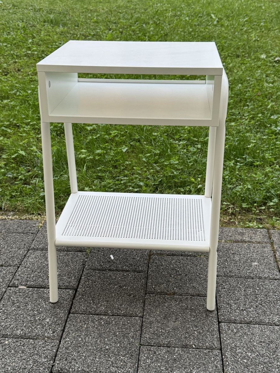 Ikea Comodini: Nachtisch mit Rollen – Usato da Zürich venduto da Andri_Joel 1