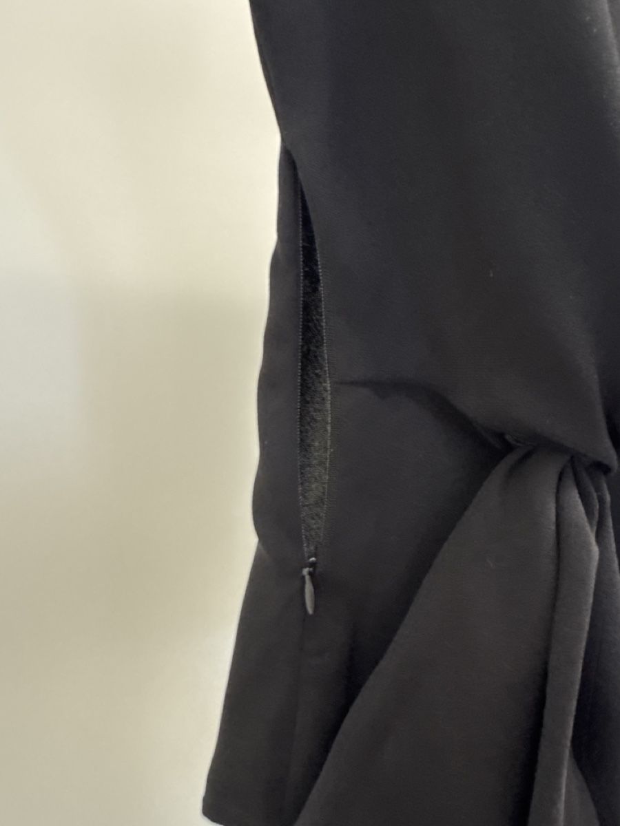Zara Camicette: Camicetta Zara nera con nodo frontale taglia S – Nuovo (secondo la descrizione) da Uetikon am See venduto da lua_rlq2 3