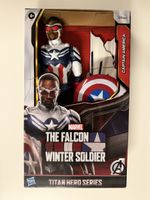 Actionfigur Captain America Titan Hero Series neu