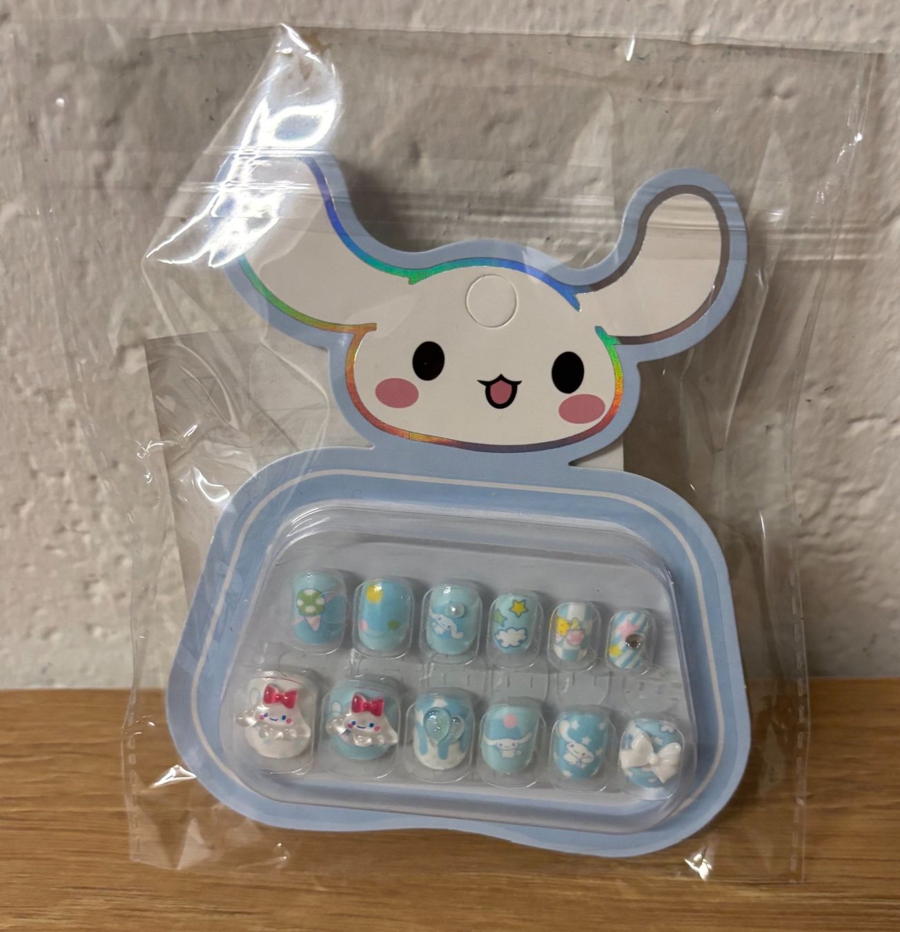 Künstliche Fingernägel: Kinder Kunstnägel zum Aufkleben – Neu und originalverpackt aus Zürich von IlkaK