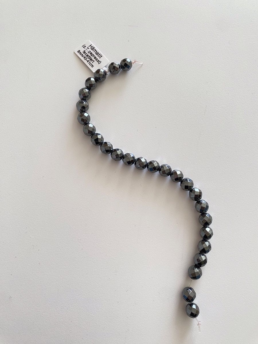 Perle (finte): Perles hématite 8mm – Nuovo e nell'imballaggio originale da Le Noirmont venduto da Fanny_